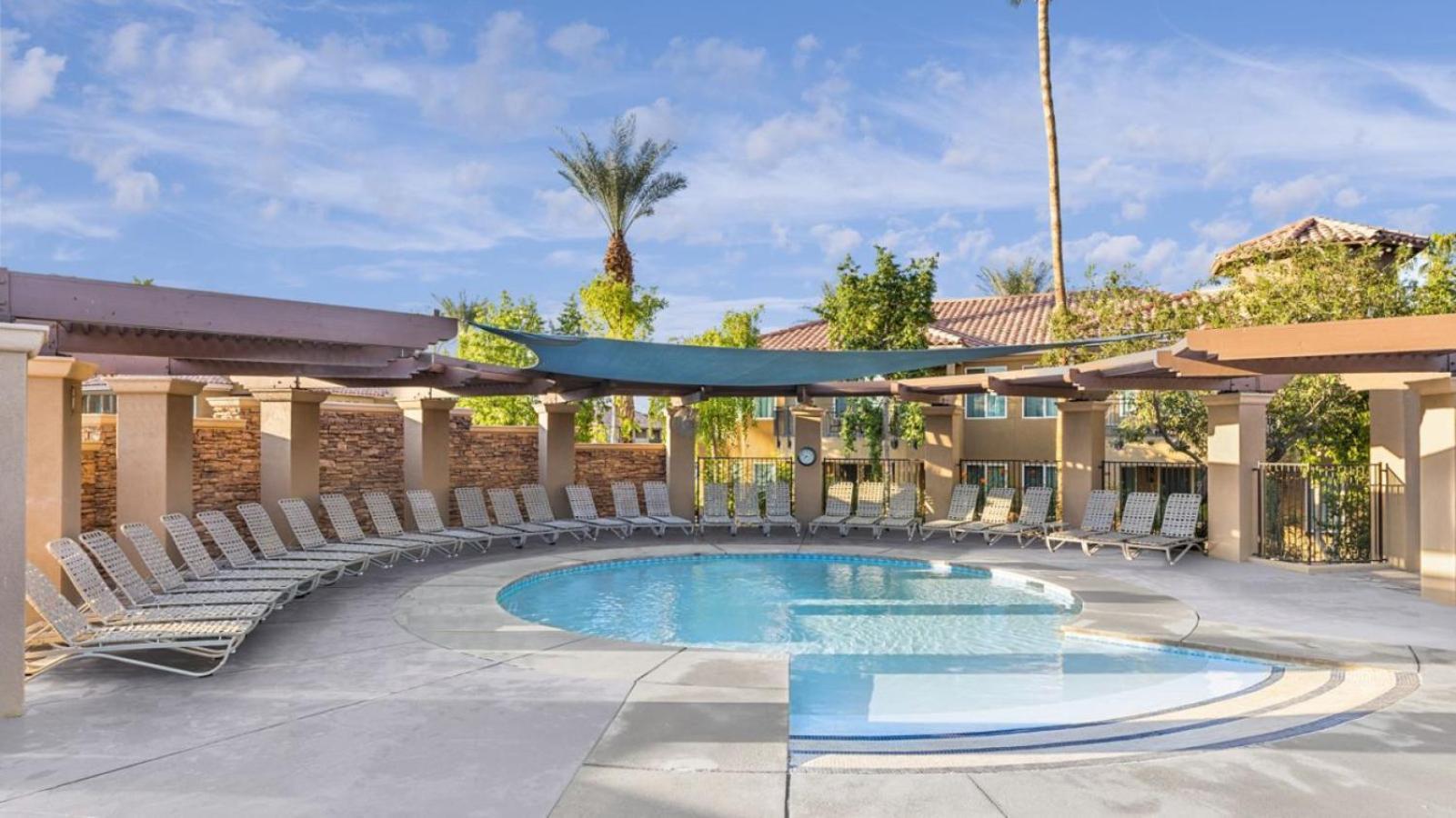 Marriott Desert Springs II Luxury Guest Room Palm Desert Exterior photo