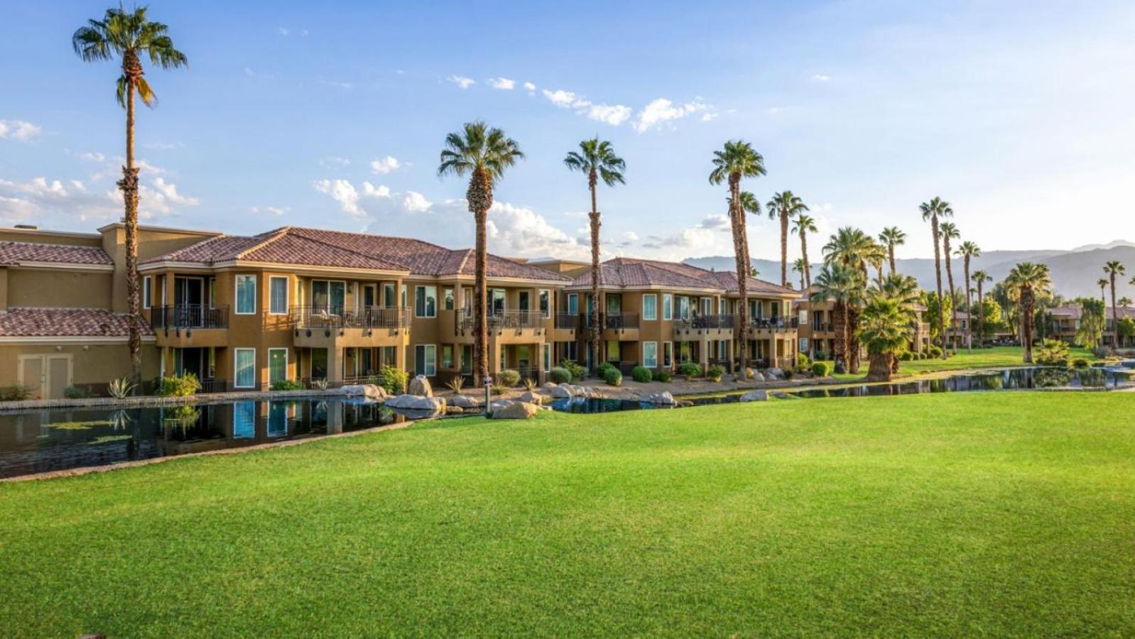 Marriott Desert Springs II Luxury Guest Room Palm Desert Exterior photo